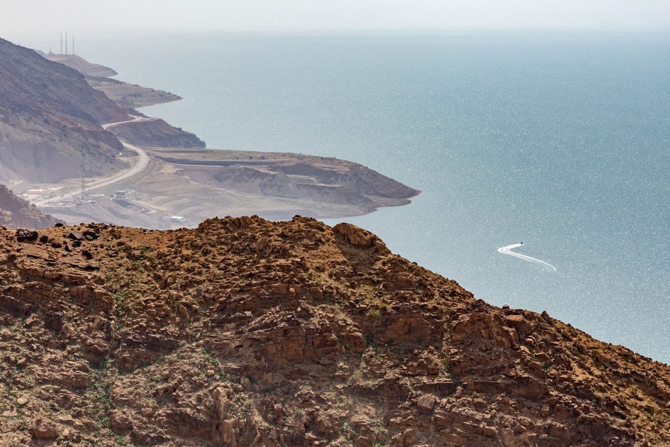 Pohled na Mrtvé moře v Jordánsku