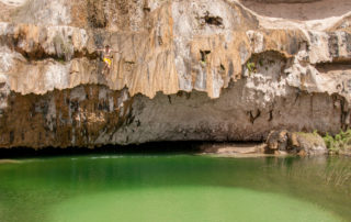 Koupání ve Wadi Shab | Omán poznávací zájezdy