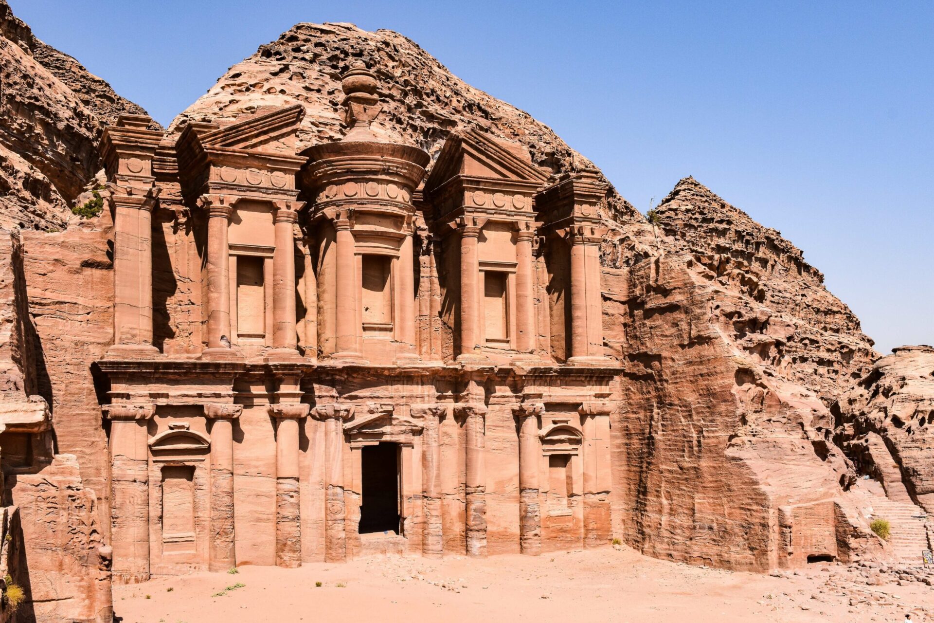 Skalní město Petra | Klášter | poznávací zájezdy Jordánsko